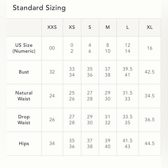 FARM Rio Black and White Floral Dress with Red Accents - Picture 4 of 14